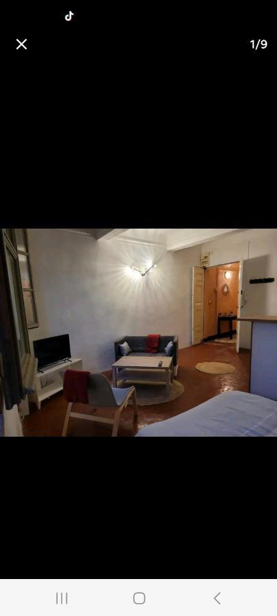 Petit Coin Provencal Elegant Et Central Apartamento Aix-en-Provence Exterior foto